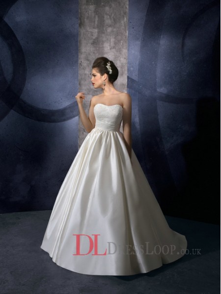 Classic and Elegant Lace and Taffeta Ball Gown Wedding Dress